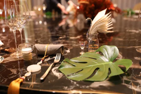 Ordos RuiYa Hotel Отели рядом с достопримечательностью «Mengguxiangqi Square»