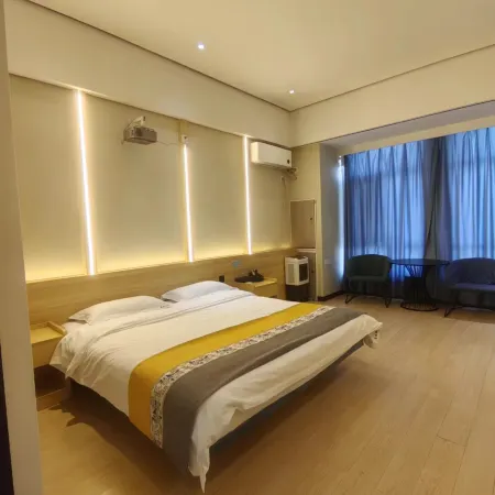 Helan Blue Whale Homestay