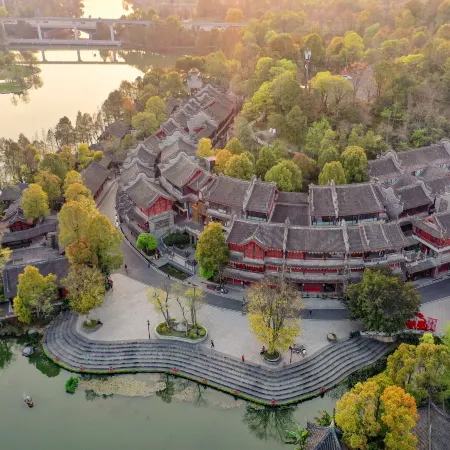 Chongqing Bishan Seclusive Life Hotel Отели рядом с достопримечательностью «CPC Bishan County Committee Party School»
