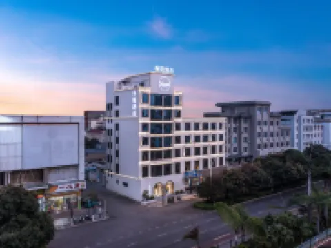 The shantel hotel Hotels in Mengzi