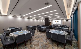 Luyuan Hotel (Shaoshan District High speed railway station store)