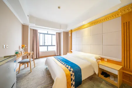 Shanghai Binjiang Xinjing Apartment (The Bund)
