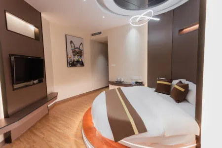 Qida Hotel Отели рядом с достопримечательностью «Quxian Confucian Temple»