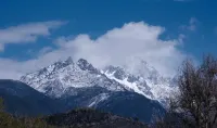 麗江哆鶴·納西庭院露台雪山勝景度假民宿（束河古鎮店） 束河古鎮附近的飯店