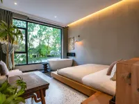 Eryou Homestay Wuzhen Hotels near Wal-Mart (Shuangxi Road Branch)