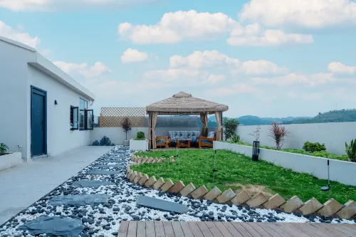 Yushi Shanshe Homestay (Huangguoshu National Park Branch)