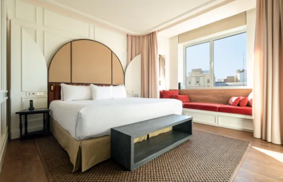 阿斯託利亞宮艾雅酒店