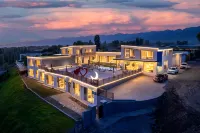 Nalati Sky Beyond Holiday Inn Các khách sạn gần Nalati Tourism Scenic Area