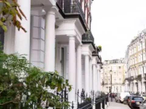 Heeton Concept Hotel - Kensington London Hotels near Royal Albert Hall