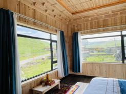 Kangding Tagong Grassland Huolrong Homestay