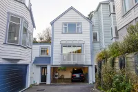 Bolton Executive Residence Hotel di Kelburn