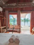 m&r house