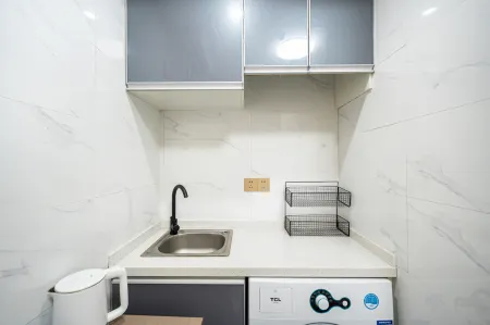 Duoke Lai Apartment Hotel (Wuning Road Subway Station Branch)