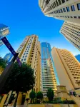 Urban Panda Hostel JBR Dubai Отели в г. 