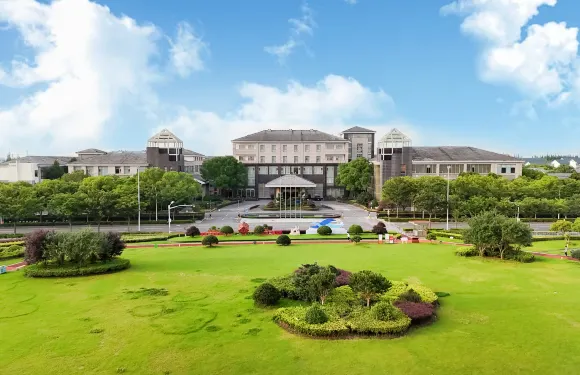 上海朱家角皇家鬱金香花園酒店