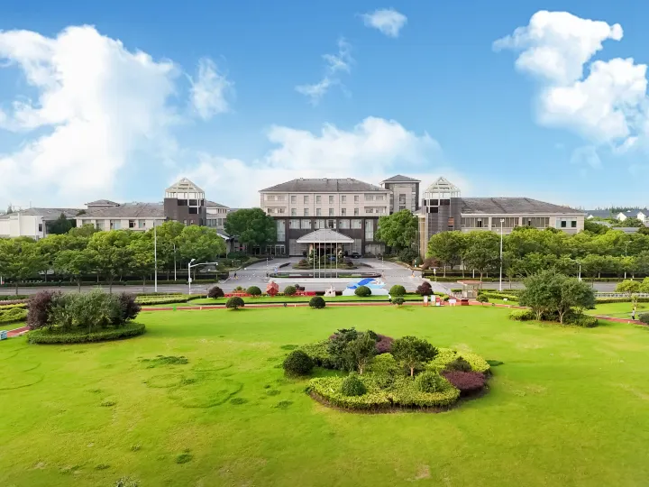 Royal Tulip Hotel Zhujiajiao Shanghai