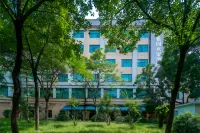 Rejoice by Argyle Hotel Guangzhou Baiyun Airport Renhe Metro Exit B Hotel a Guangzhou