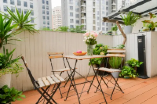 新薈城市酒店（上海靜安寺長壽路地鐵站店）