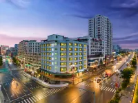 希岸酒店(肇慶七星巖景區古城牆店) 鄰近閱江樓(正東路)的酒店