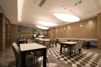 UNITED INVESTMENT MERRYDA  HOTEL - Desayuno