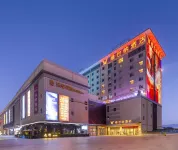 Vienna Hotel (5.0 Luoyang Normal University Yuquan New Retail District Branch) Các khách sạn gần Xingjian Yanshi Stadium Monument