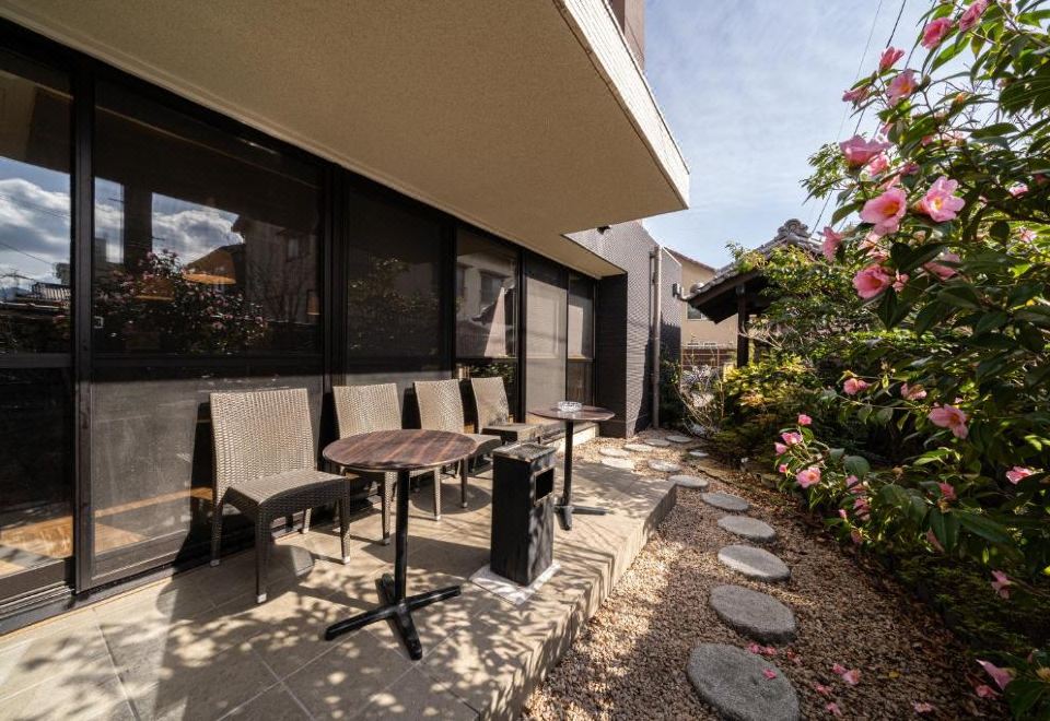 벳푸 호스텔 U&T의 로비와 공용 공간