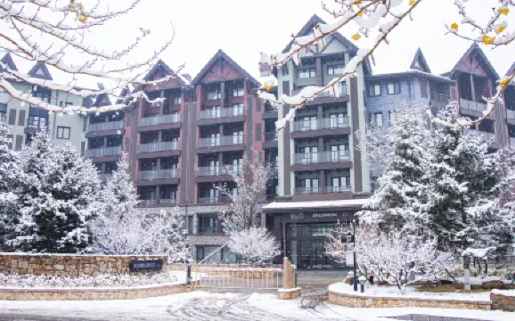 吉林松花湖瞻雲SALOMONホテル