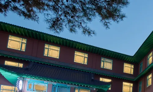 화주 · 반란 호텔 (옌지 한국 민속촌 옌지 공룡 왕국)