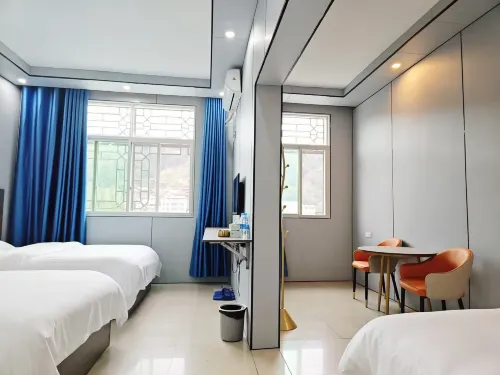 Congjiang Baiyun Hotel