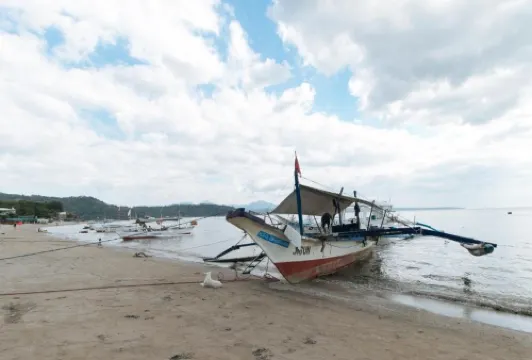 RedDoorz Plus @ Lagoon Resort Zambales Рядом с отелем Photos