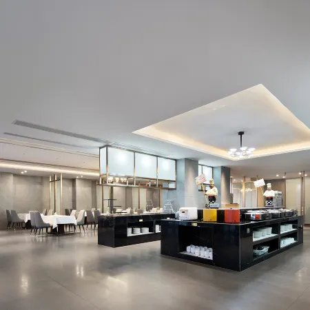 Shenzhou Mingzhu Hotel
