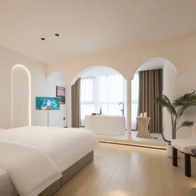 T I N G S H U O Hotels near World Trade Binhai Park