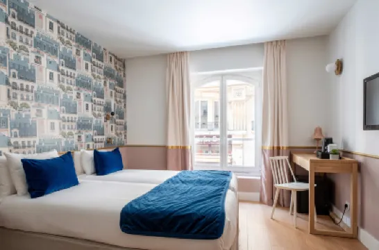 โรงแรมอาคาเดีย - แอสโทเทล โรงแรมในปารีส