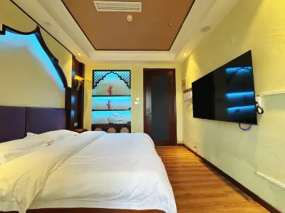 WEIDI HEYING APARTMENT