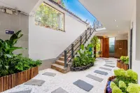 Moon · Yunxi Galaxy lives in the ancient city panoramic hotel (Lijiang Old Town North Store) 용성 호텔