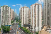 華旅美居(廣州珠江新城五羊邨地鐵站店) 廣州市公安管理幹部學院附近的飯店