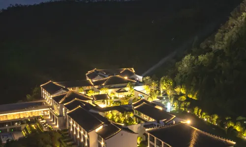 Xianju Jun Man Lei Di Sen Manor