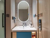Homeinn Hotel (Xuzhou Hubushan Fengchu Food Street) Hotel dekat Jembatan Heping