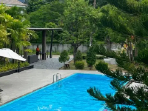 ทิพย์บุรี รีสอร์ท โรงแรมในอำเภอ สิชล