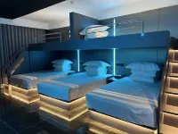 GS1 Esports Business Hotel (Gushi Zhongyuan Road Genqin Cultural Park Branch) - Esports