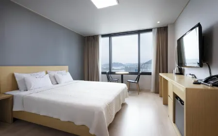 Busan Yeongdo Beach Отели рядом с достопримечательностью «Пусанхан-тэгё»