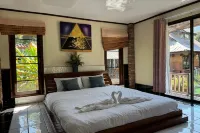 Tung Lakorn Farm Hotels in Mae Taeng