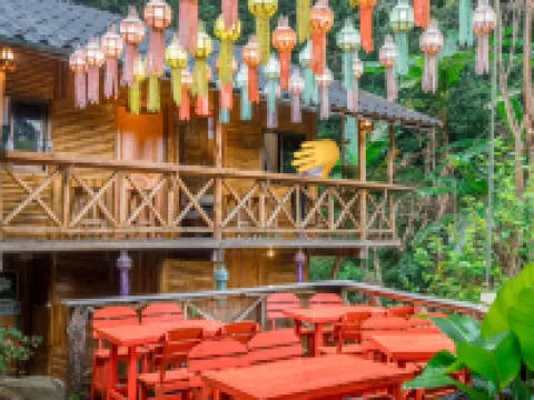 บ้านไม้ไผ่ เทียมตา แม่กำปอง โรงแรมในอำเภอ แม่ออน