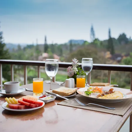 Imperial Phukaew Hill Resort