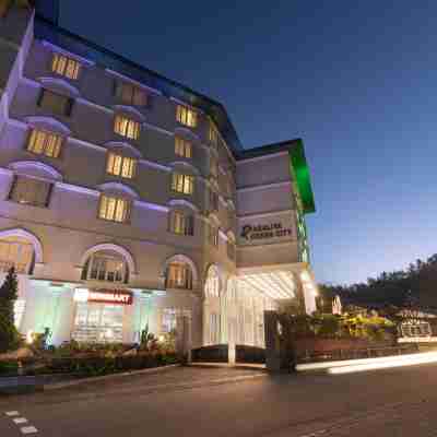 Araliya Green City - Your Gateway to Everything in Nuwara Eliya Hotel Exterior
