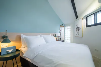 Twilight House Hotels in 