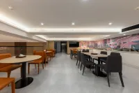 City Comfort Inn Hotel (Hengyang Changning City Government)