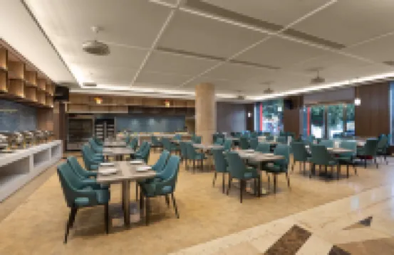 Ramada Hotel Zhangjiajie (Tianmen Mountain Cable Car Station)