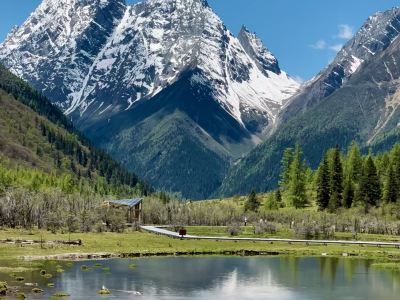 Siguniang Mountain Nation Park Hotel(The most popular and convenient hotel for overseas guests)