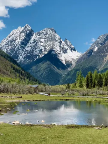 Siguniang Mountain Nation Park Hotel（The most popular and convenient hotel for overseas guests）